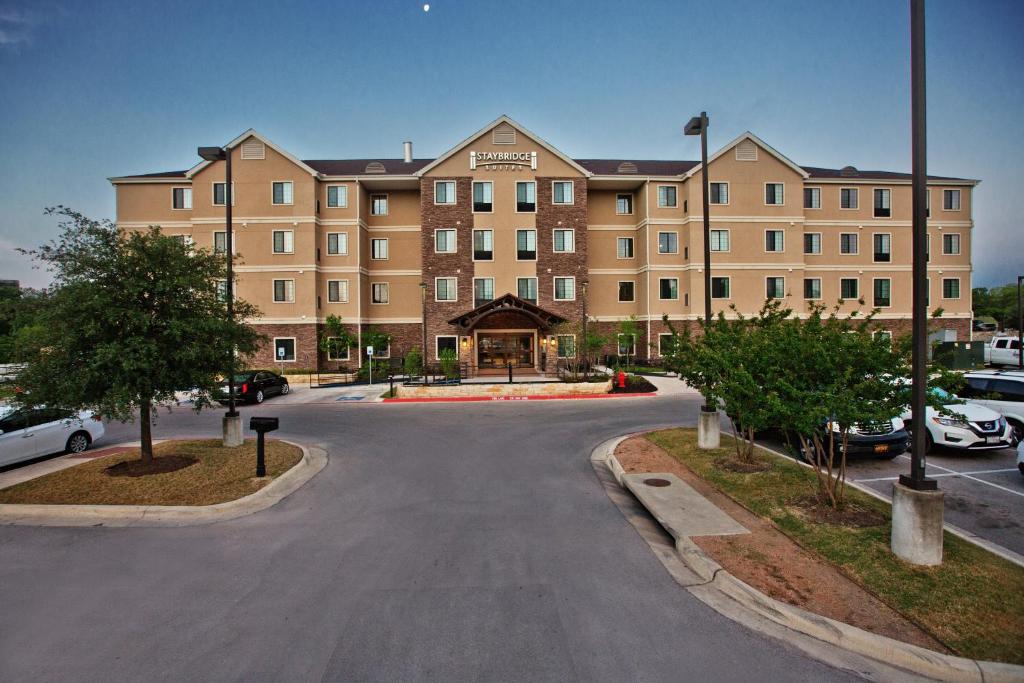 Staybridge Suites Austin South Interstate Hwy 35 an IHG Hotel Main image 1